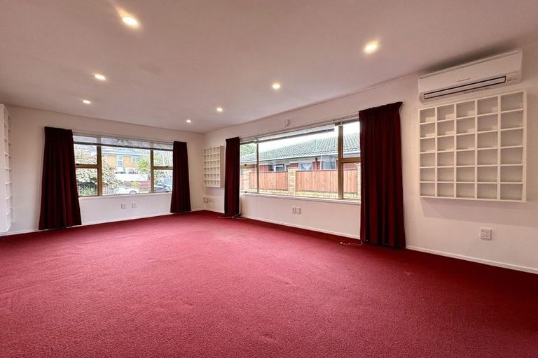 Photo of property in 83 Velma Road, Hillcrest, Auckland, 0627