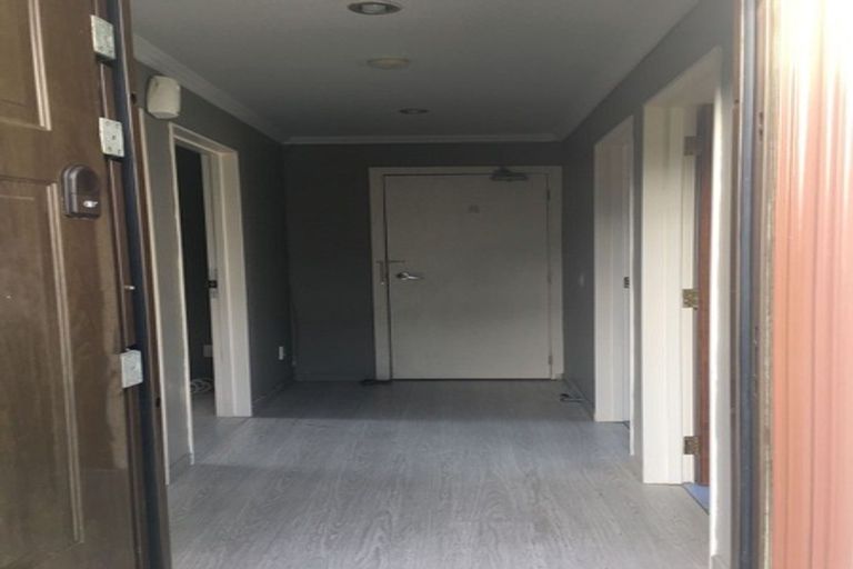 Photo of property in 3 Coventry Way, Long Bay, Auckland, 0630