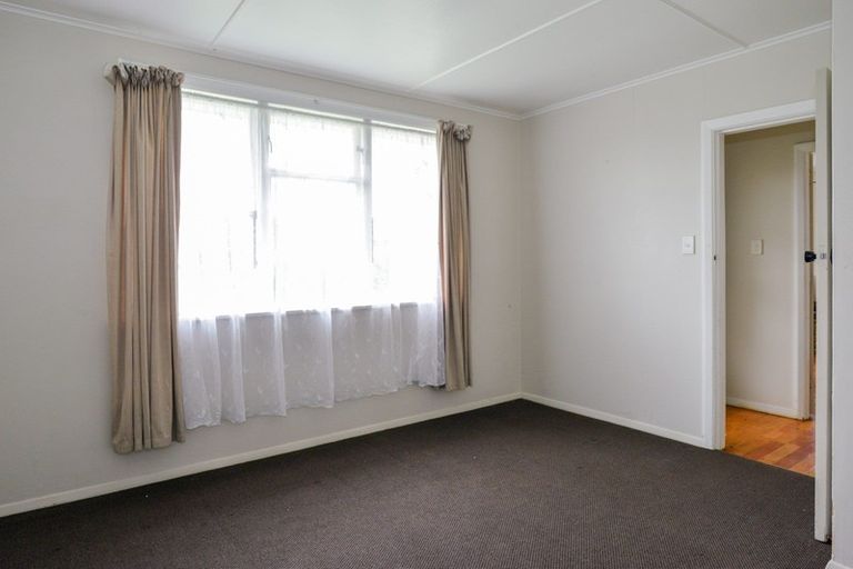 Photo of property in 55 Lipscombe Crescent, Havelock North, 4130