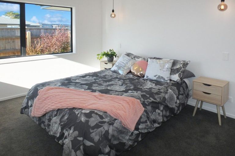 Photo of property in 14a Awahou Place, Foxton, 4814