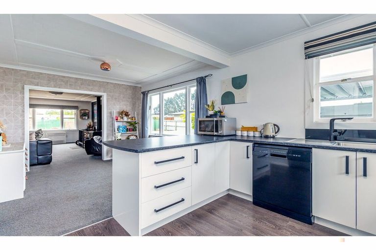 Photo of property in 22 Hughes Street, Waimate, 7924