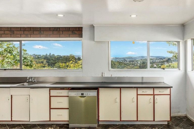 Photo of property in 39 Discovery Drive, Whitby, Porirua, 5024