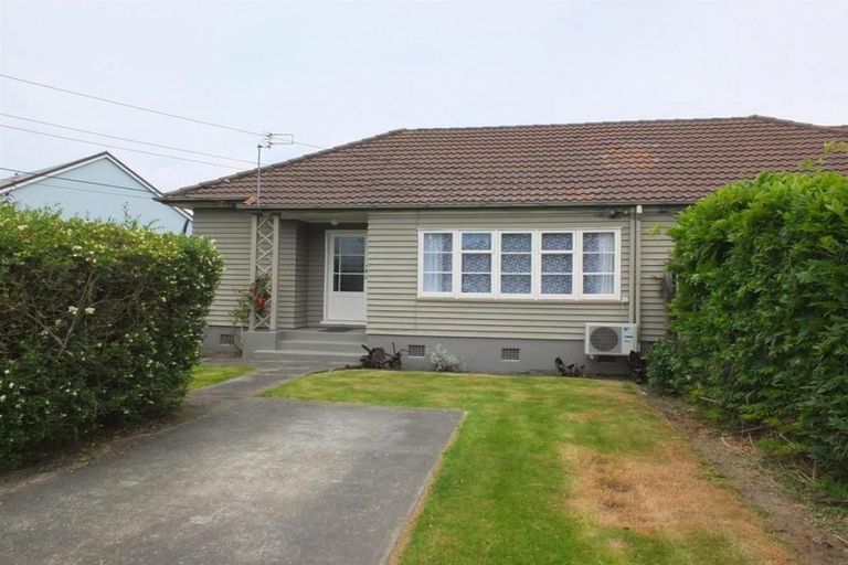 Photo of property in 21 Banks Avenue, Burwood, Christchurch, 8061