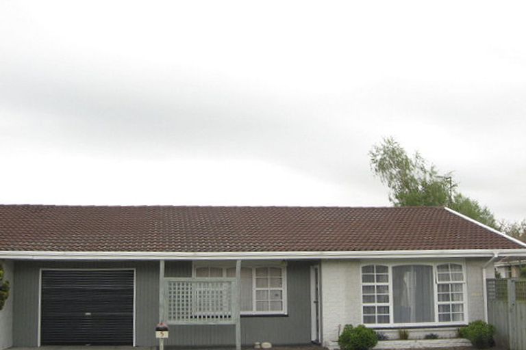 Photo of property in 5 Fatima Street, Redwood, Christchurch, 8051