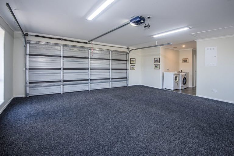 Photo of property in 11 Cherrywood Rise, Paparoa, 0571