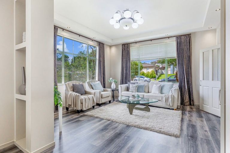 Photo of property in 12 Kunzea Place, Greenhithe, Auckland, 0632