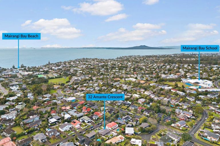 Photo of property in 32 Amante Crescent, Mairangi Bay, Auckland, 0630