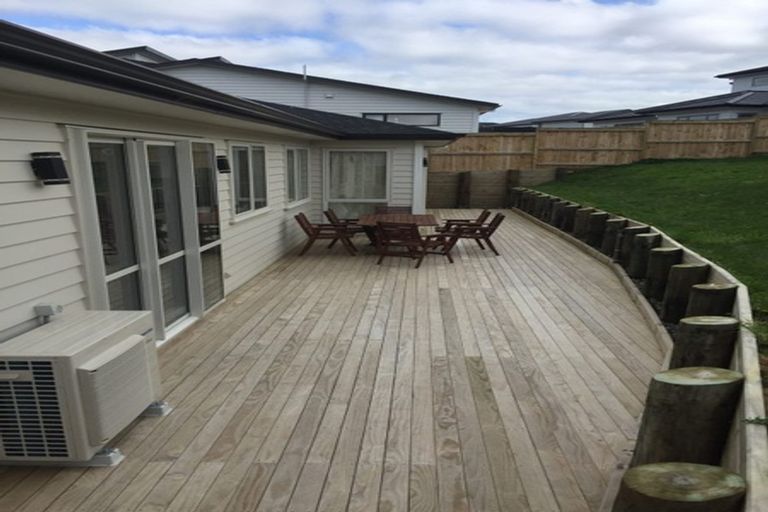 Photo of property in 55 Pitoitoi Drive, Riverhead, 0820