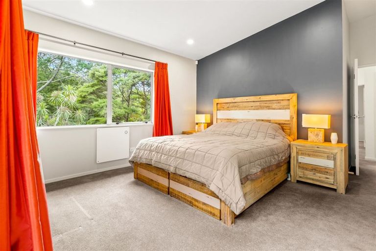 Photo of property in 2/72 Spinella Drive, Bayview, Auckland, 0629