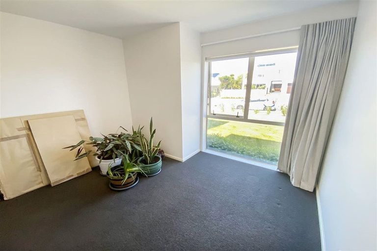 Photo of property in 73 Aston Drive, Waimairi Beach, Christchurch, 8083