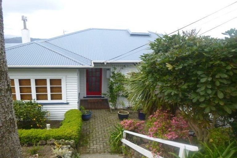 Photo of property in 136 Cashmere Avenue, Khandallah, Wellington, 6035