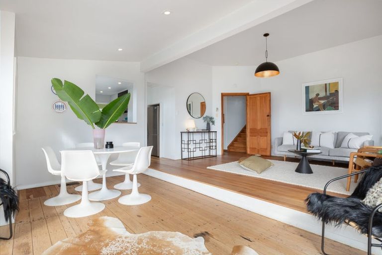 Photo of property in 28 Mortimer Terrace, Aro Valley, Wellington, 6021