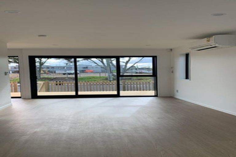 Photo of property in 36b Watts Road, Manurewa, Auckland, 2102