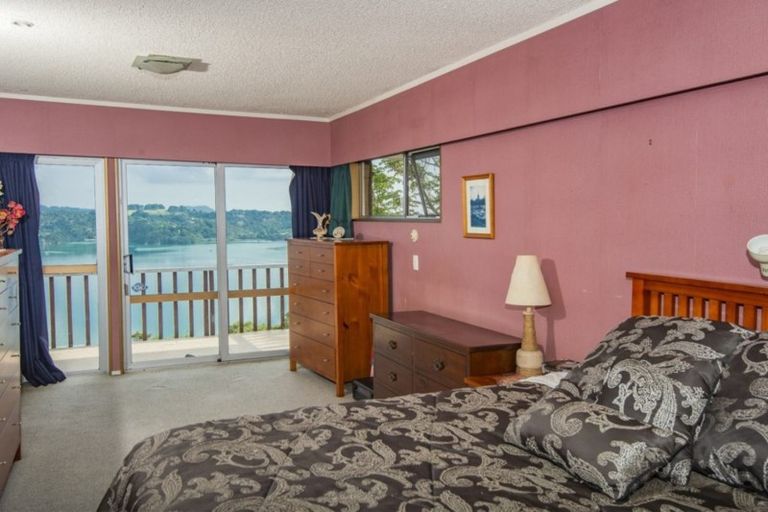 Photo of property in 90 Tahunatapu Road, Parua Bay, Whangarei, 0174