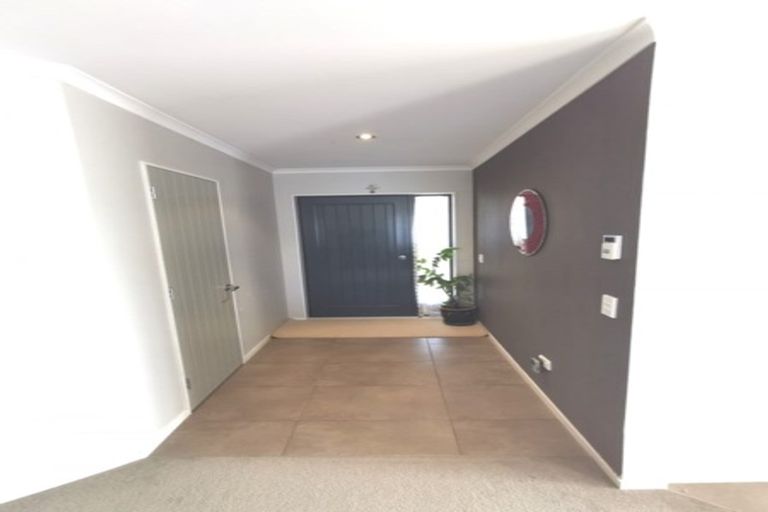 Photo of property in 4 Byron Brown Place, Otaki Beach, Otaki, 5512