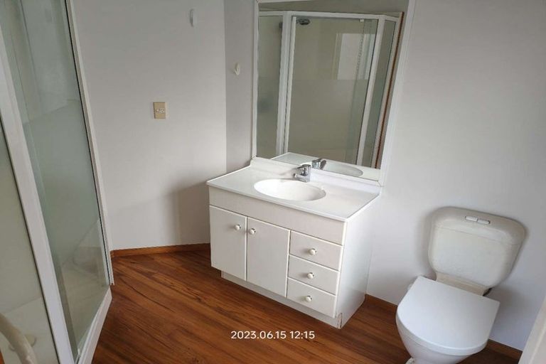 Photo of property in 16 Elsfield Place, Torbay, Auckland, 0630