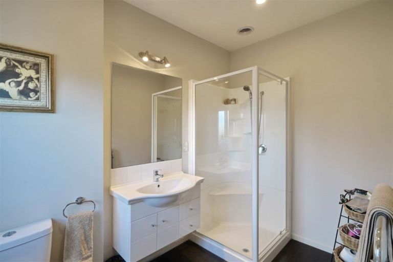 Photo of property in 5 Melville Crescent, Rolleston, 7614