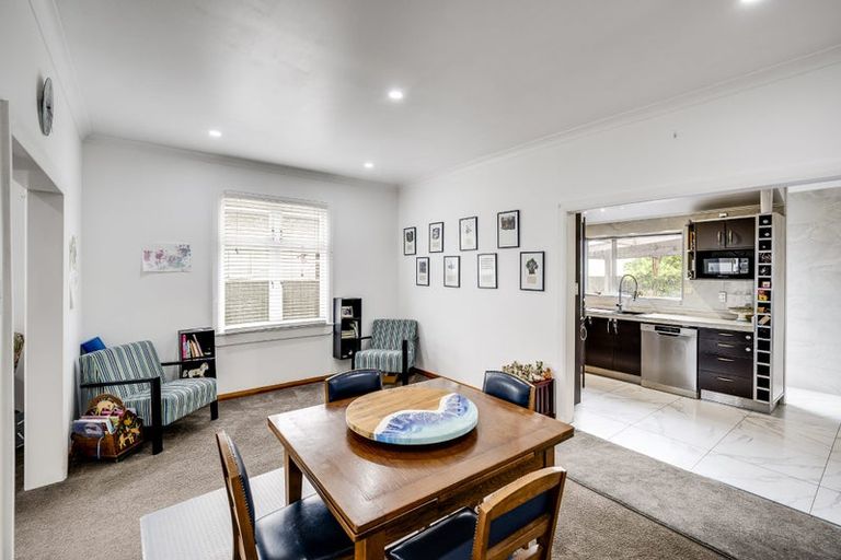 Photo of property in 301 Park Road North, Parkvale, Hastings, 4122