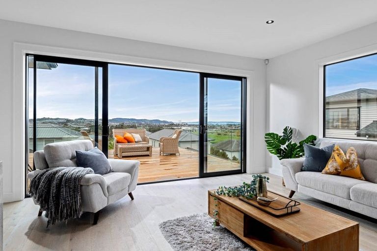 Photo of property in 54 Wainui Road, Silverdale, 0932