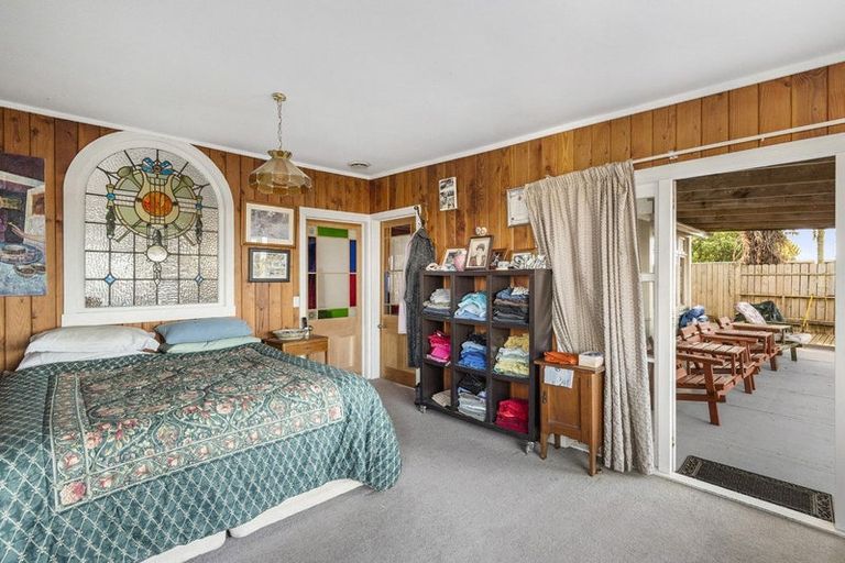 Photo of property in 29 Sunset Road, Totara Vale, Auckland, 0632