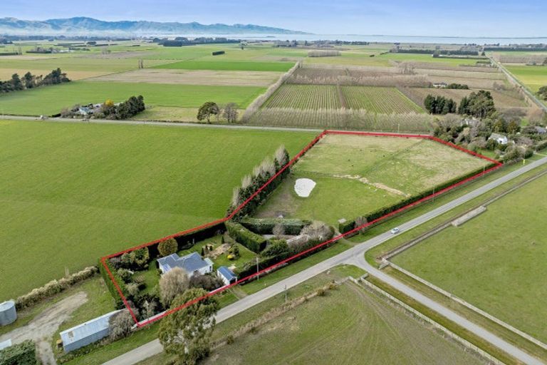 Photo of property in 494 Lake Road South, Leeston, 7683