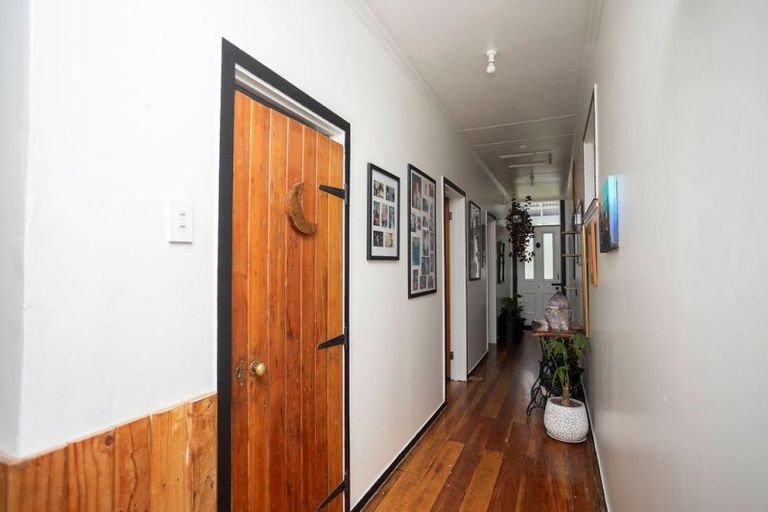 Photo of property in 18 Princess Street, Dannevirke, 4930