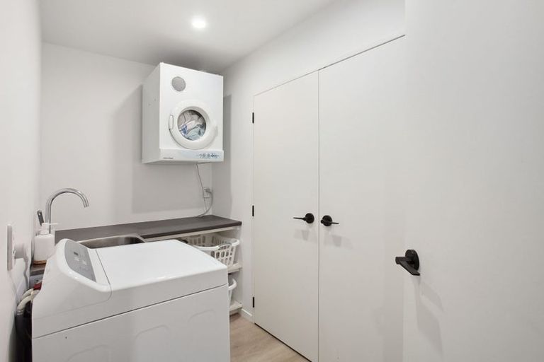 Photo of property in 162a Clovelly Road, Bucklands Beach, Auckland, 2012