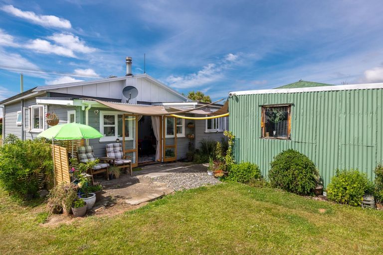 Photo of property in 35 Allan Street, Waimate, 7924
