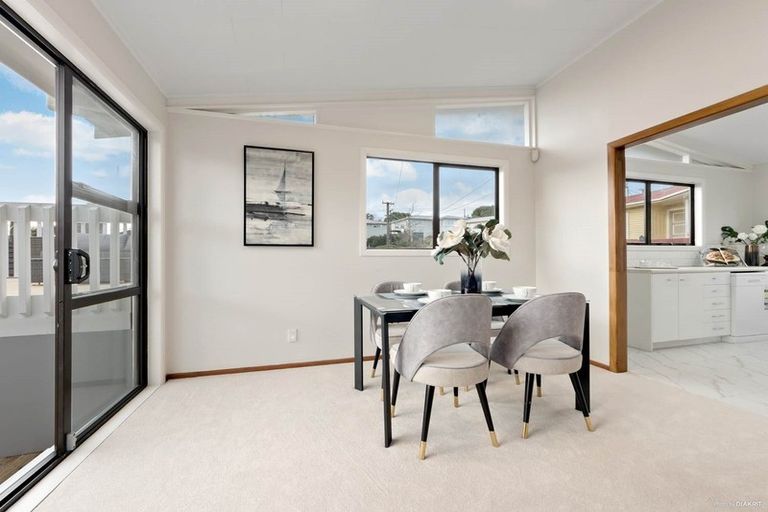 Photo of property in 38 Kay Drive, Blockhouse Bay, Auckland, 0600