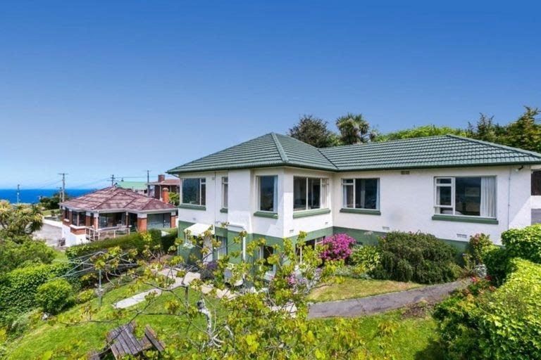 Photo of property in 17 Dornoch Street, Kew, Dunedin, 9012