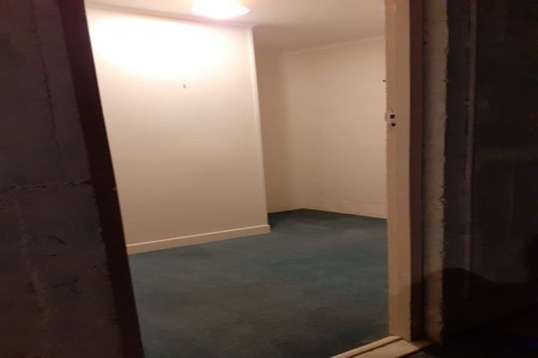 Photo of property in 5 Whiteley Street, Moturoa, New Plymouth, 4310