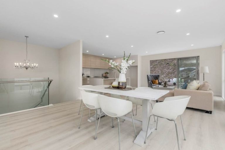 Photo of property in 98 Godfrey Drive, Orewa, 0931