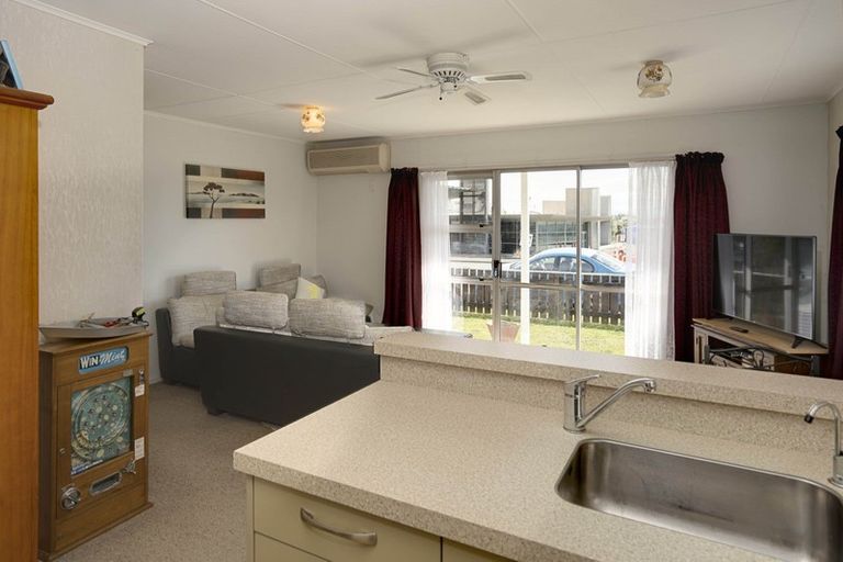 Photo of property in 1/163 Tahunanui Drive, Tahunanui, Nelson, 7011