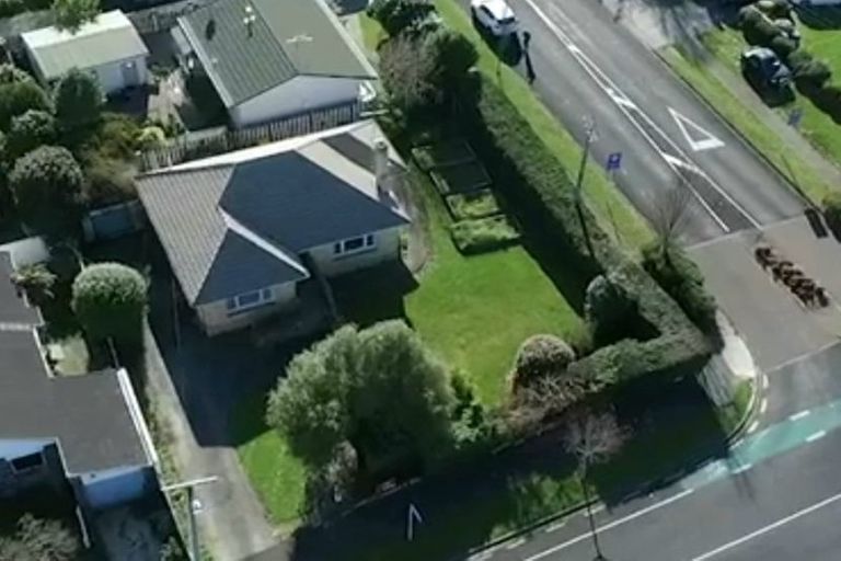 Photo of property in 67 Vardon Road, St Andrews, Hamilton, 3200