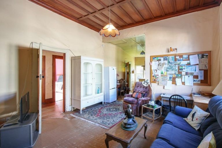 Photo of property in 31 Vigor Brown Street, Napier South, Napier, 4110