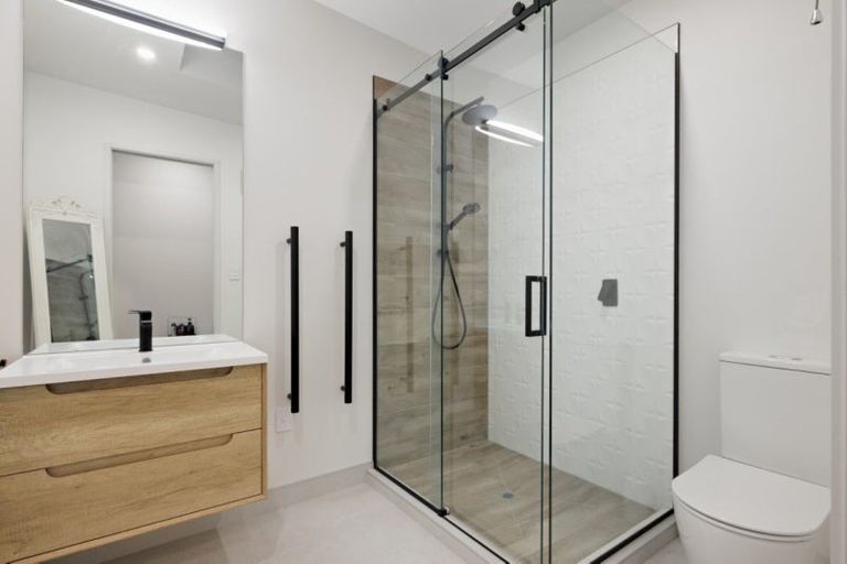 Photo of property in 18 Motiti Road, Papamoa Beach, Papamoa, 3118