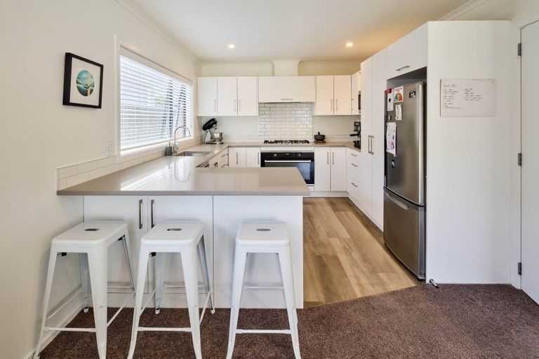 Photo of property in 9 Martha Turnell Crescent, Manor Park, Lower Hutt, 5019