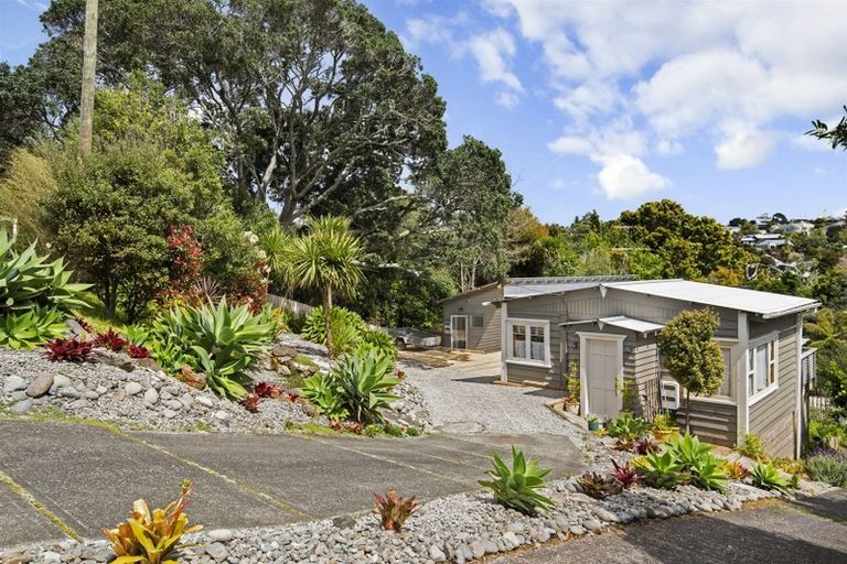 Photo of property in 890 Beach Road, Waiake, Auckland, 0630