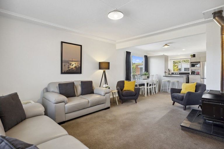 Photo of property in 98 Main Road, Fairfield, Dunedin, 9018