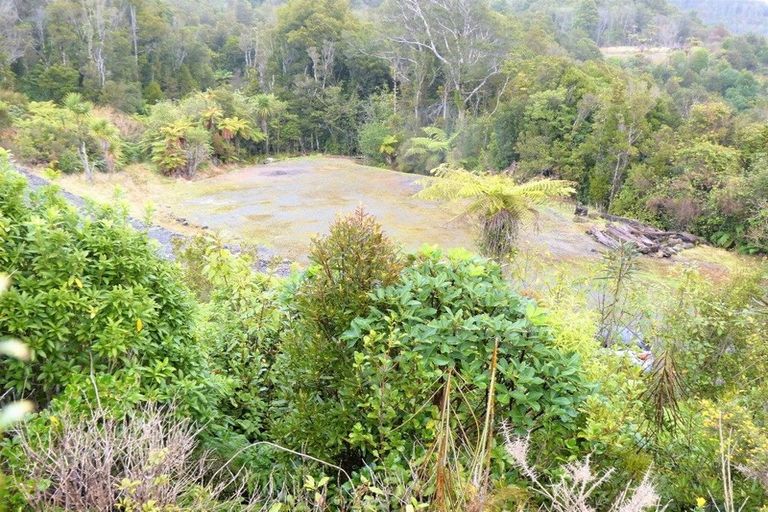 Photo of property in 11 Railway Terrace, Runanga, 7803