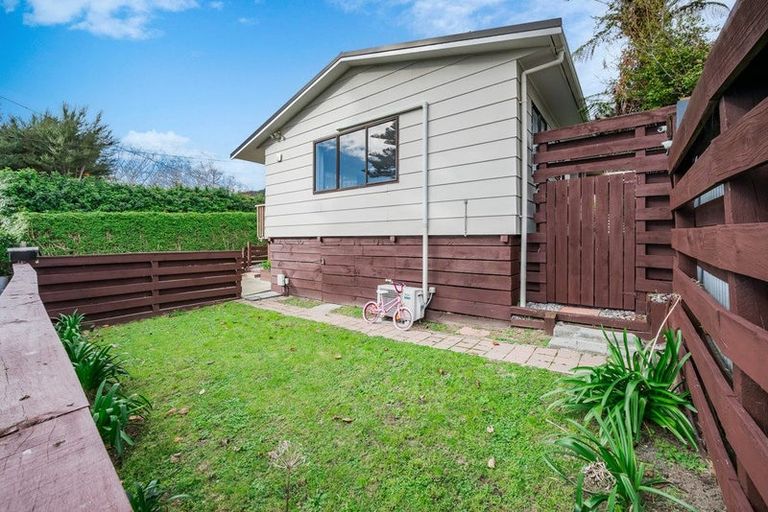 Photo of property in 60a Aorangi Road, Paraparaumu, 5032
