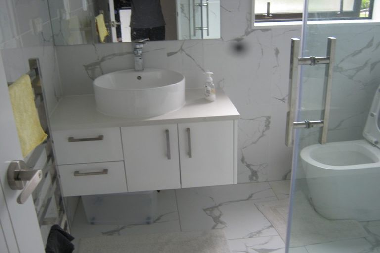 Photo of property in 6 Barnesmore Road, Flat Bush, Auckland, 2019