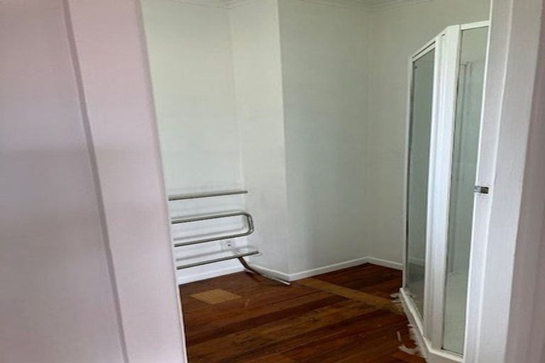 Photo of property in 10 Holden Place, Manukau, Auckland, 2025