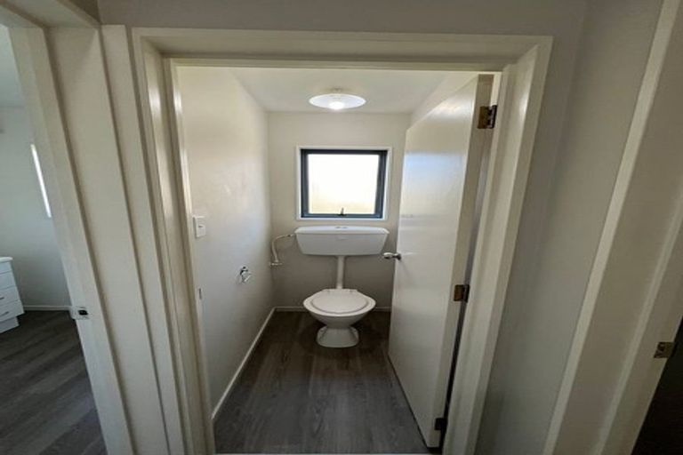 Photo of property in 29 Dix Street, Wigram, Christchurch, 8042