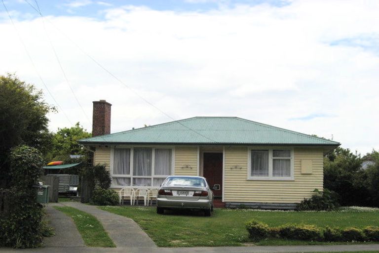 Photo of property in 20 Flay Crescent, Burnside, Christchurch, 8053