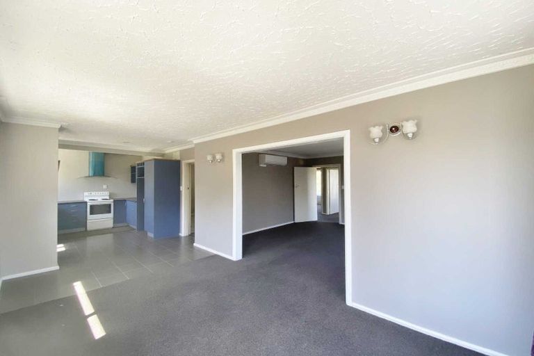 Photo of property in 20 Greenhurst Street, Sockburn, Christchurch, 8042