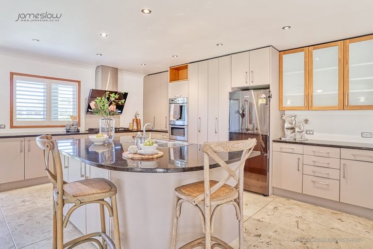 Photo of property in 42 Rame Road, Greenhithe, Auckland, 0632