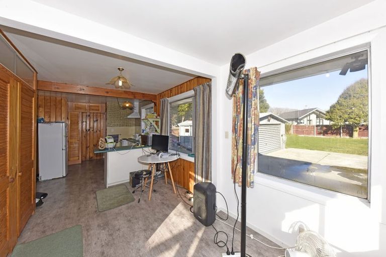 Photo of property in 172 Shortland Street, Aranui, Christchurch, 8061