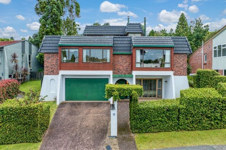 Photo of property in 9 Langstone Place, Chatswood, Auckland, 0626