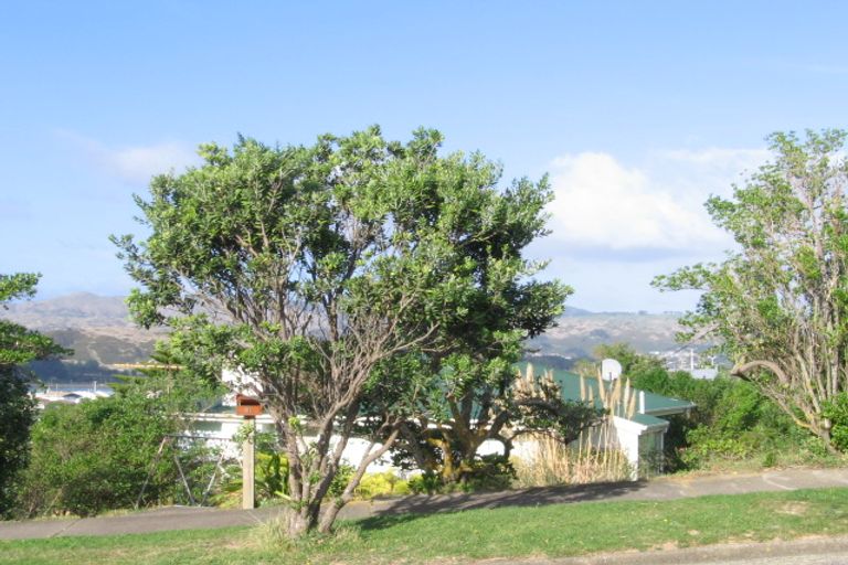 Photo of property in 91 Matatiro Street, Titahi Bay, Porirua, 5022